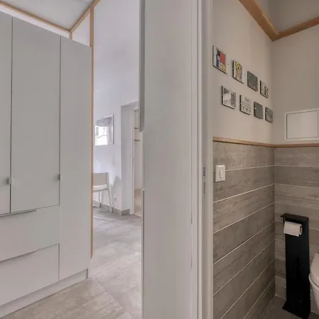 Charming Two-room With Terrace In Saint-germain-des-pres Lejlighed
